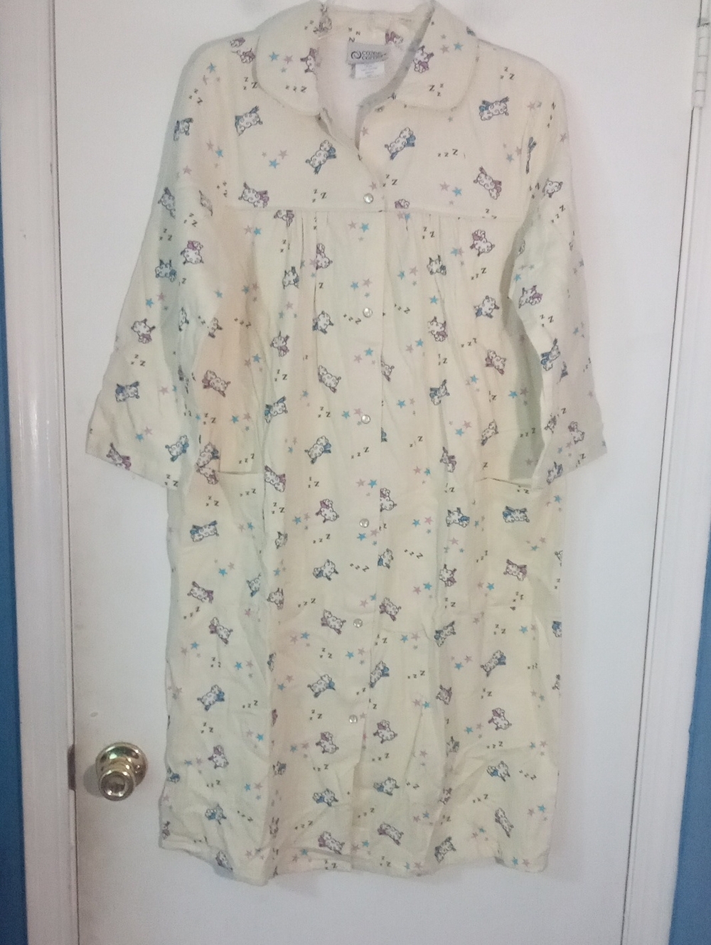 * Cozee Corner Yellow Nightgown With Sheep Medium New NWOT 100% Cotton